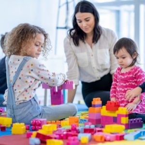 Auxiliaire de crèche