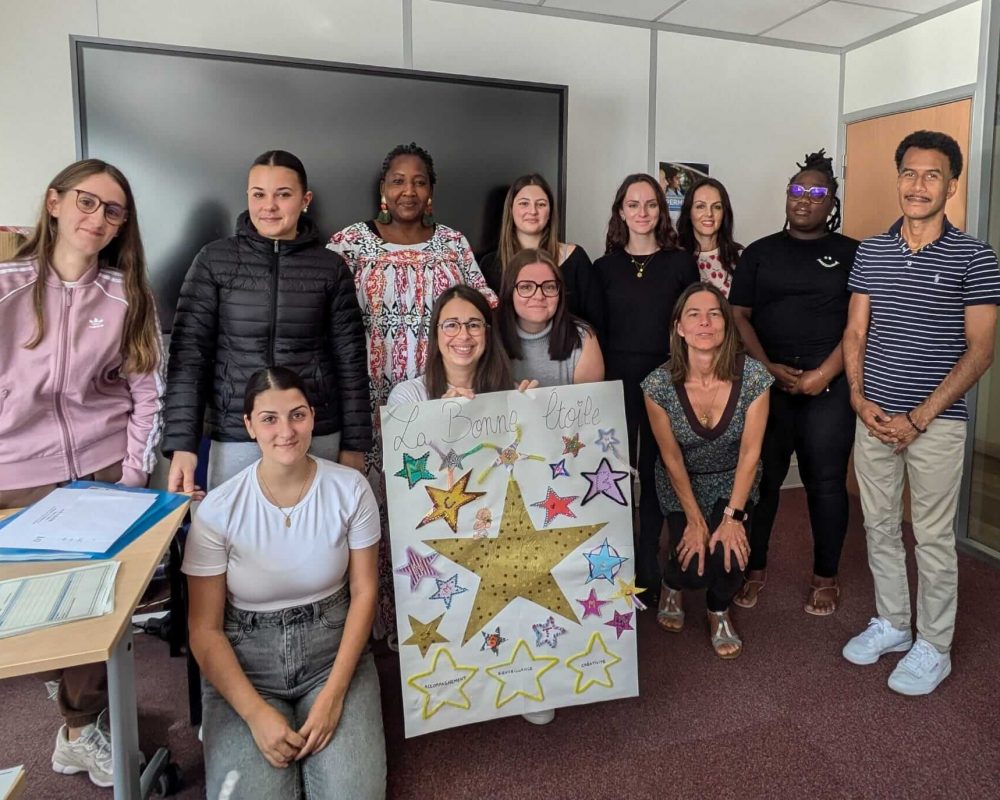 groupe_crèche_alt_1_sem_par_mois_les_étoiles_de_la_PE_1